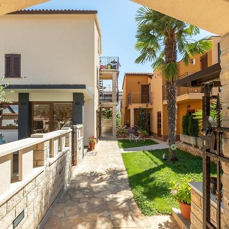 Apartments Nono Porec Exterior photo