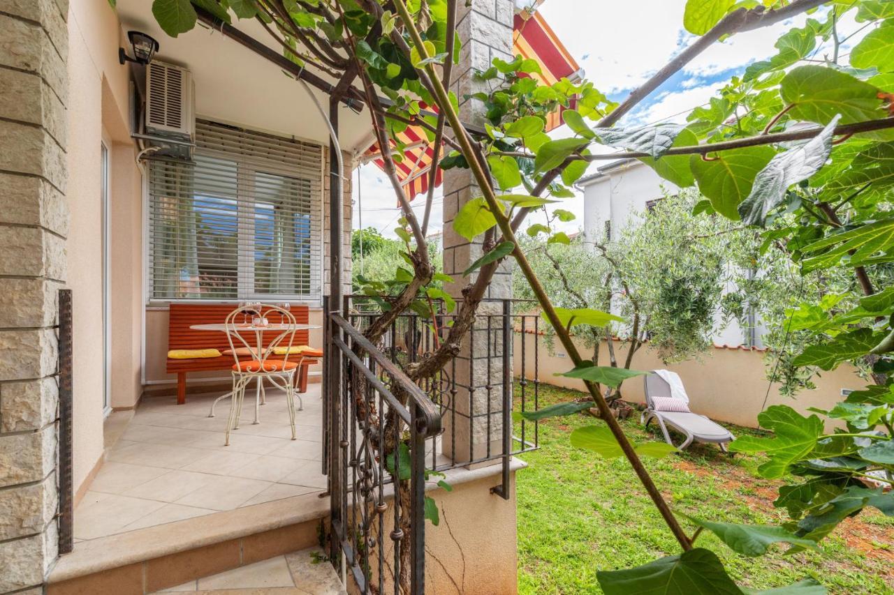 Apartments Nono Porec Exterior photo
