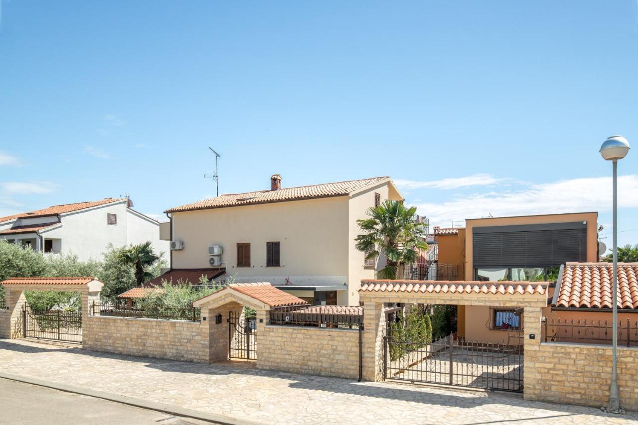 Apartments Nono Porec Exterior photo