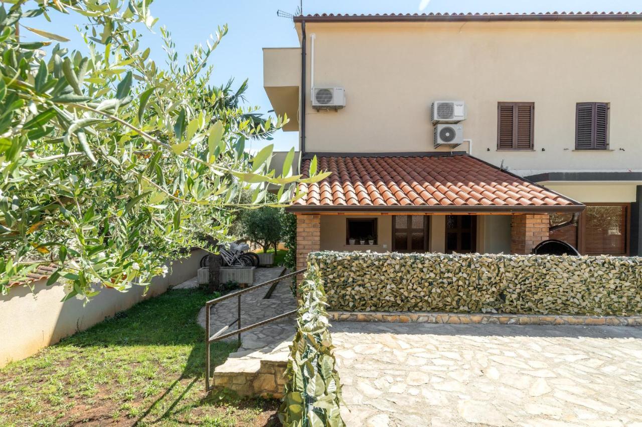 Apartments Nono Porec Exterior photo